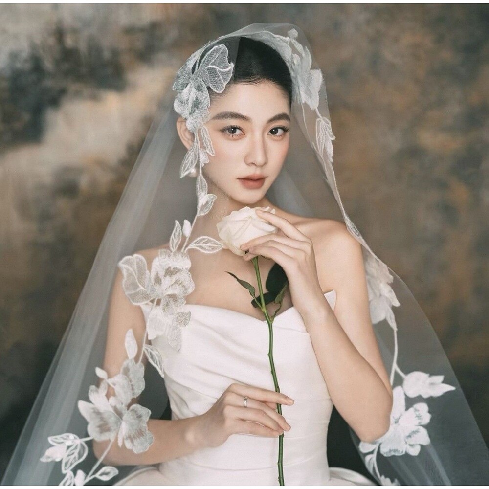 Cathedral Sequins Rose Lace Veil, Drop Wedding Veil, Full Lace Edge Wedding Veil